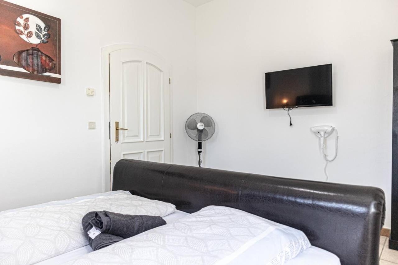 Homestay Double In An Elegant House Gd *