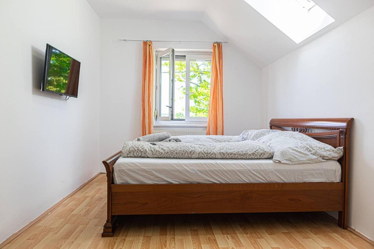 Homestay Double In An Elegant House Gd *