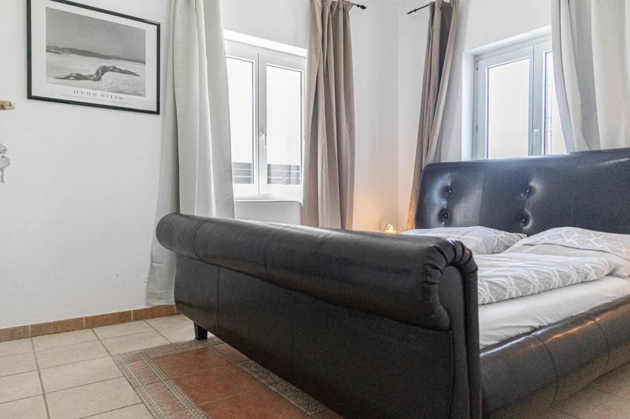 Privatunterkunft Double In An Elegant House Gd
